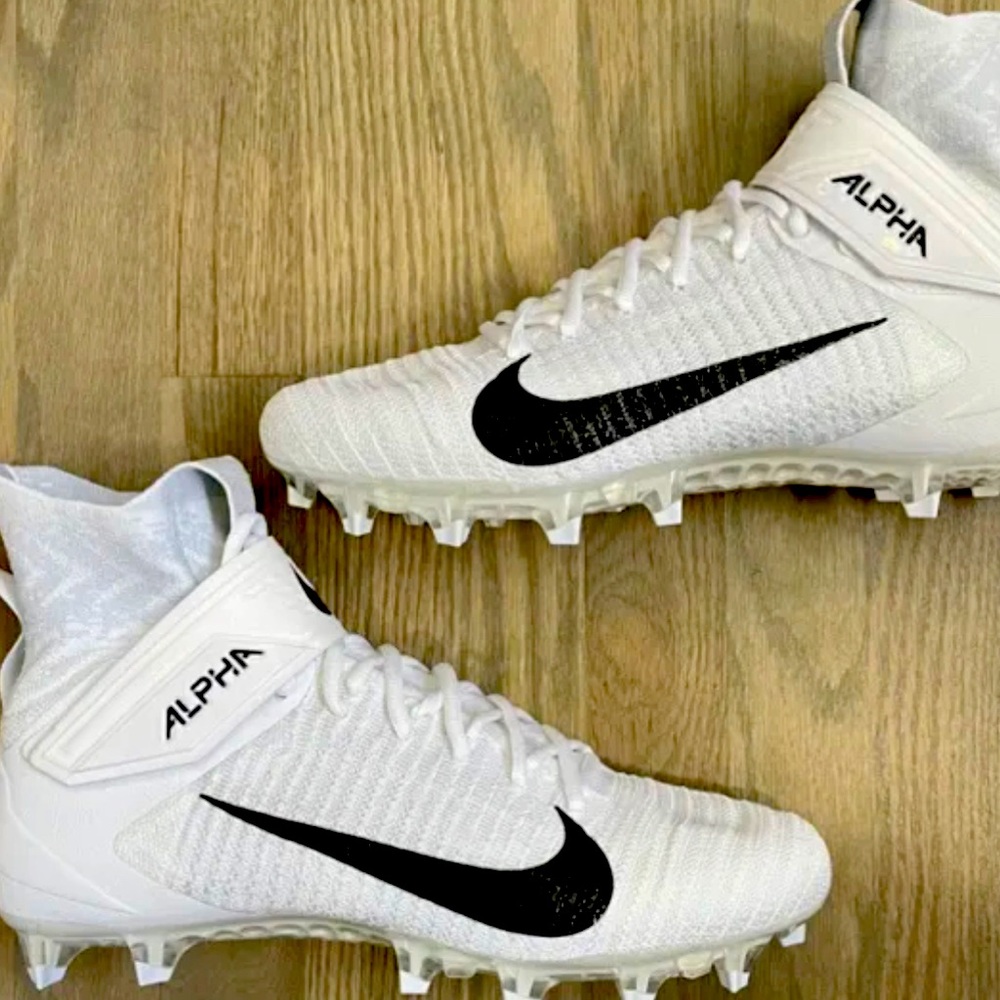 Nike alpha menace elite 3